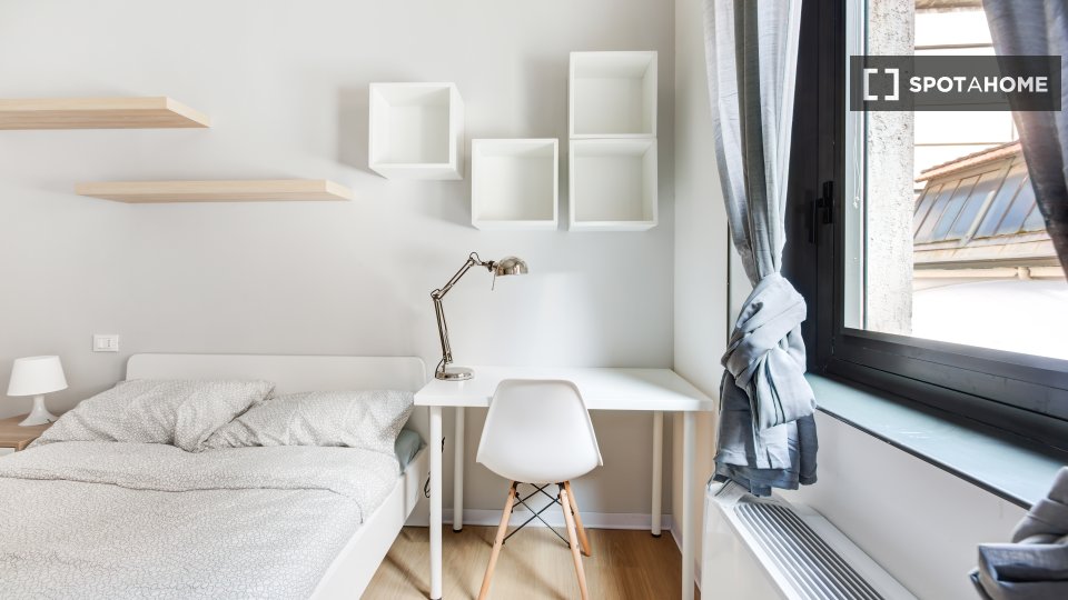 Double room Milan, 7 beds, 166m² — photo 1