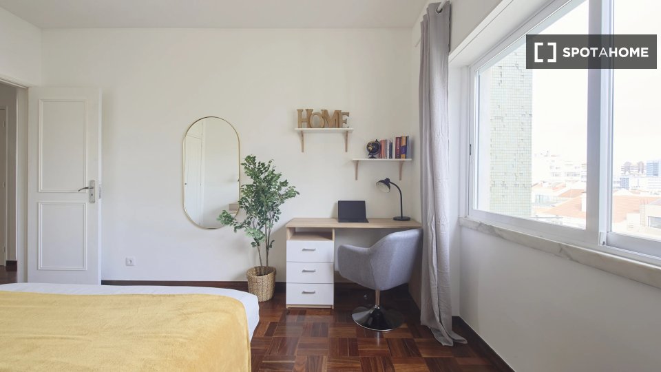 Double room Lisbon, 7 beds — photo 5