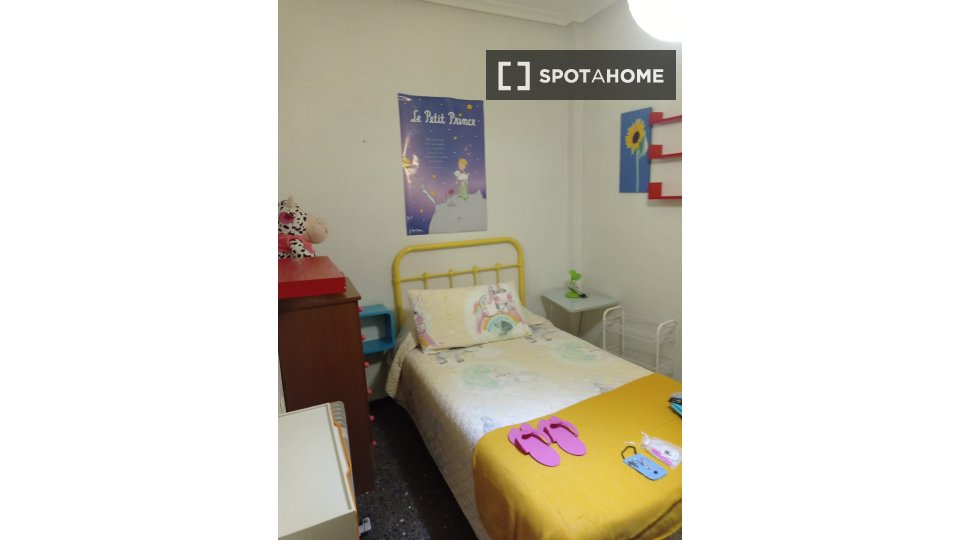 Habitación en piso compartido en Jaén