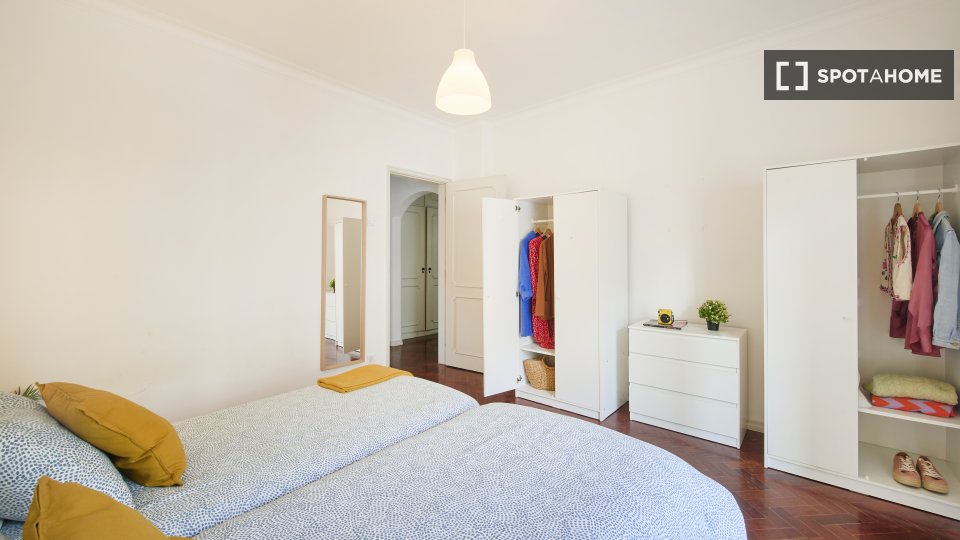 Double room Lisbon, 7 beds — photo 17
