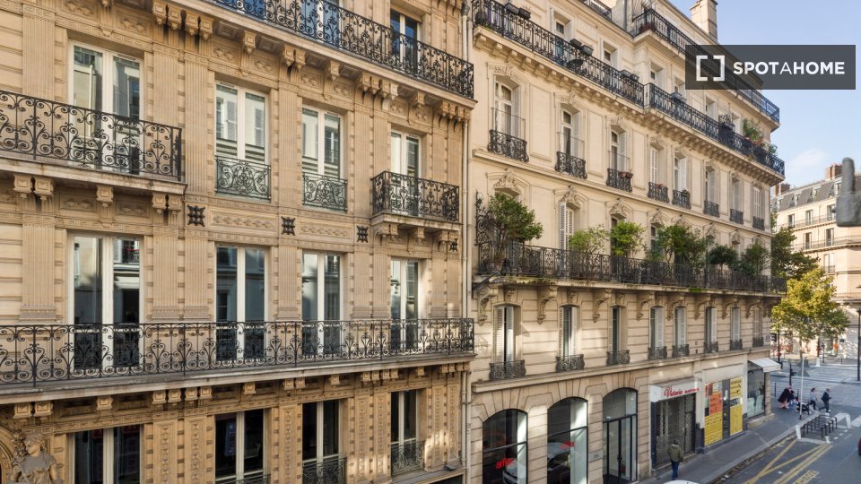 Apartment Paris, 2 beds, 56m² — photo 1