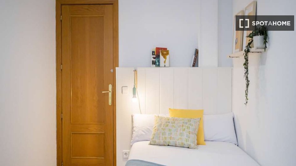 Double room Madrid, 25 beds — photo 4