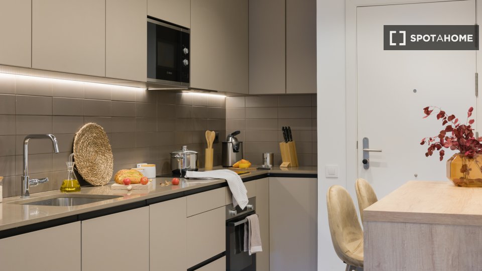 Apartment Barcelona, 1 bed, 52m² — photo 12