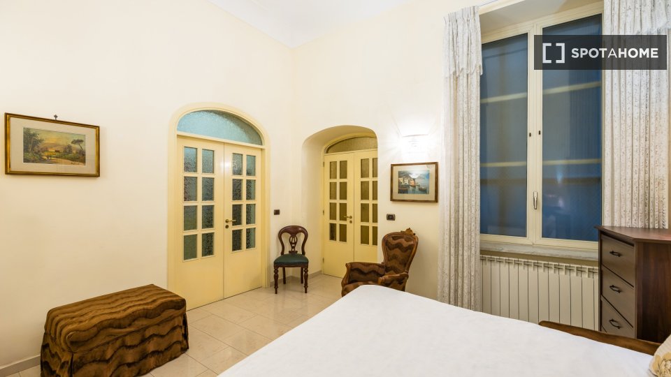 Apartment Naples, 1 bed — photo 17
