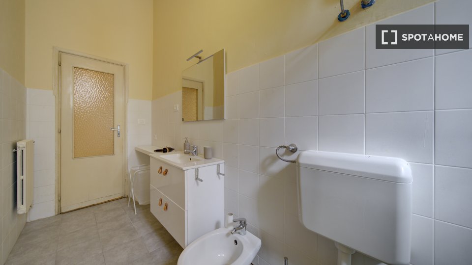 Apartment Turin, 1 bed, 79m² — photo 9