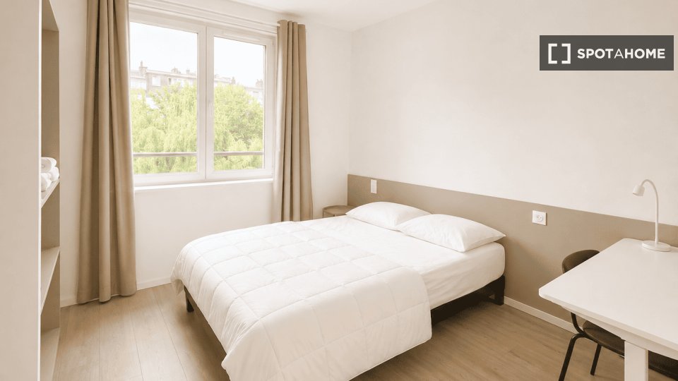 Chambre 24 voyageurs, avec climatisation