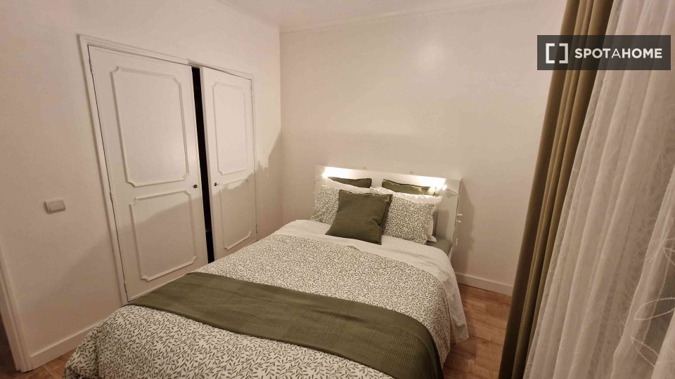 Apartment mono Lisbon, 55m² — photo 10