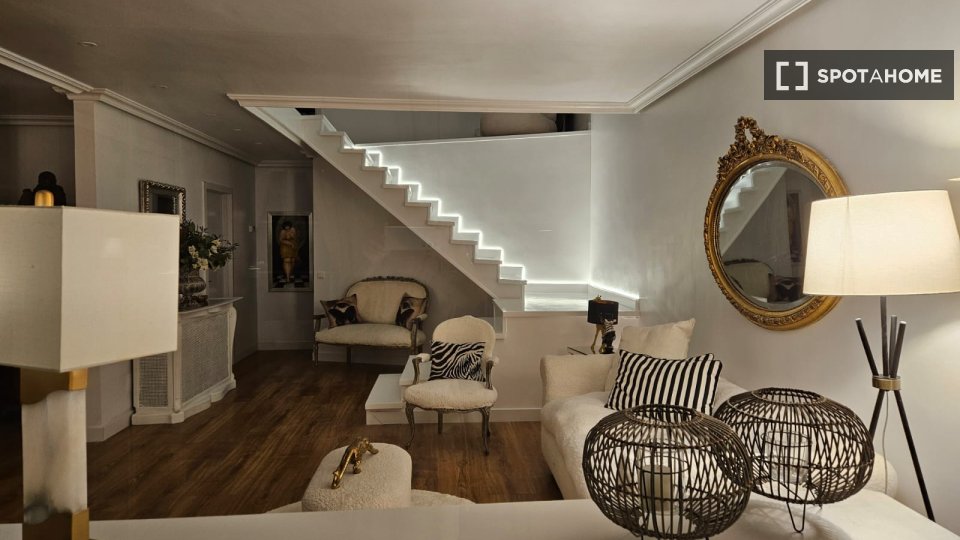 Apartment Madrid, 4 beds — photo 28