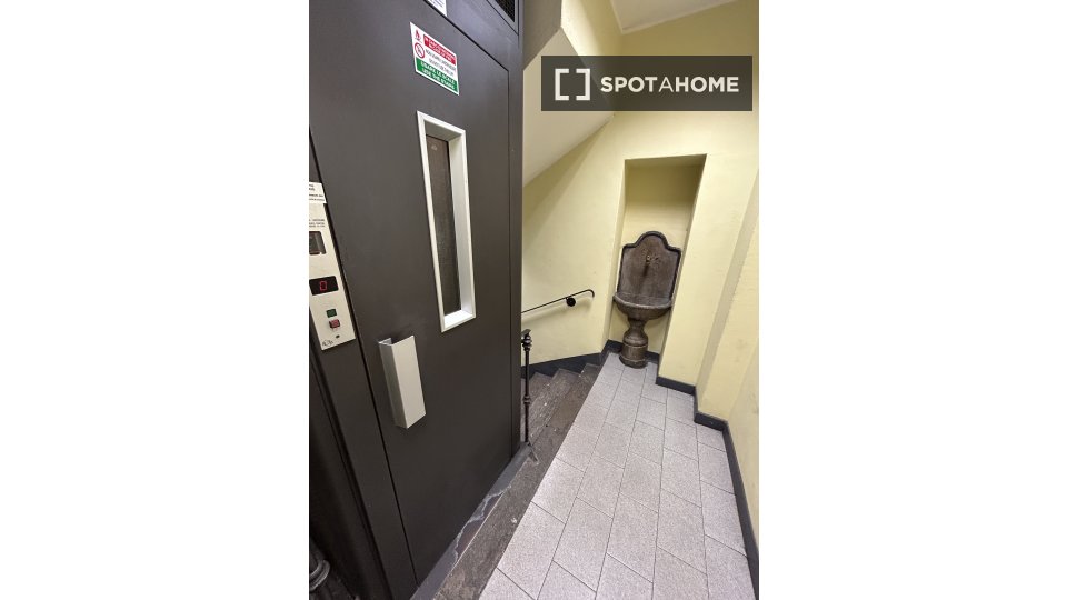 Apartment Milan, 1 bed, 55m² — photo 8