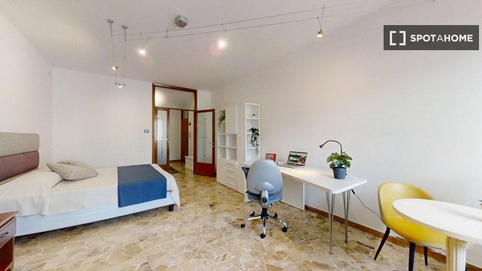 Double room Padua, 3 beds — photo 14