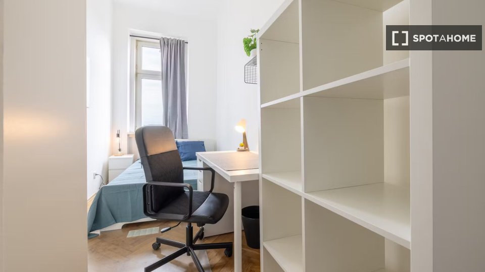 Double room Vienna, 4 beds, 90m² — photo 4
