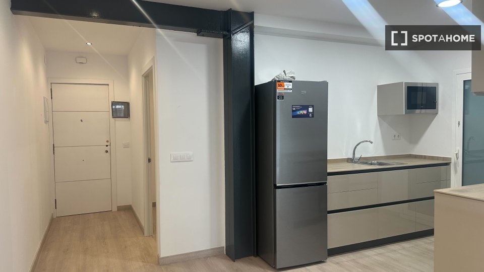 Apartment Barcelona, 2 beds, 60m² — photo 8