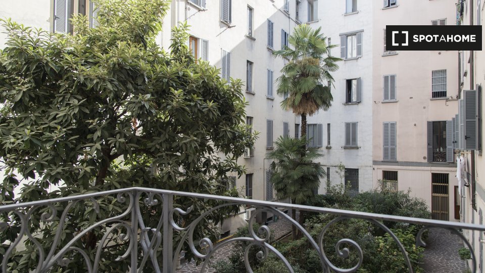 Apartment Milan, 1 bed, 99m² — photo 3