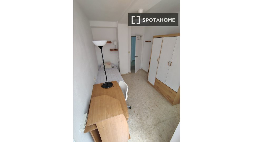 Habitación en piso compartido en alquiler, Centro-Sagrario, Granada