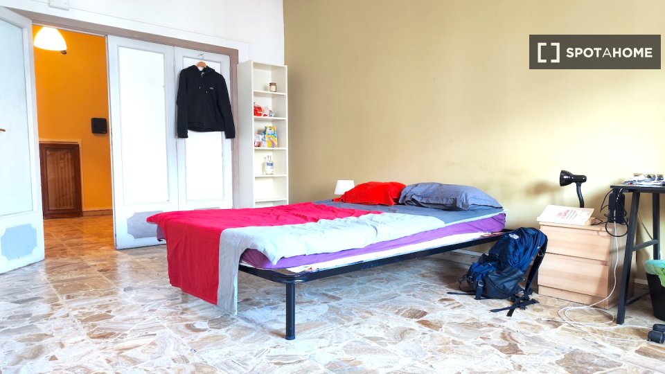 Double room Rome, 6 beds, 150m² — photo 21