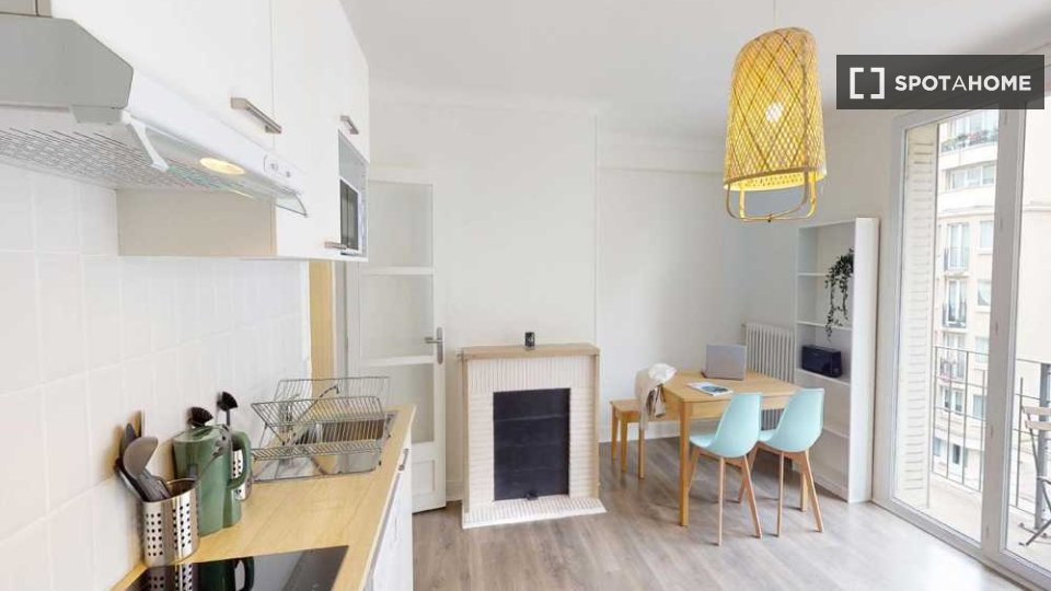 Double room Paris, 6 beds, 110m² — photo 11