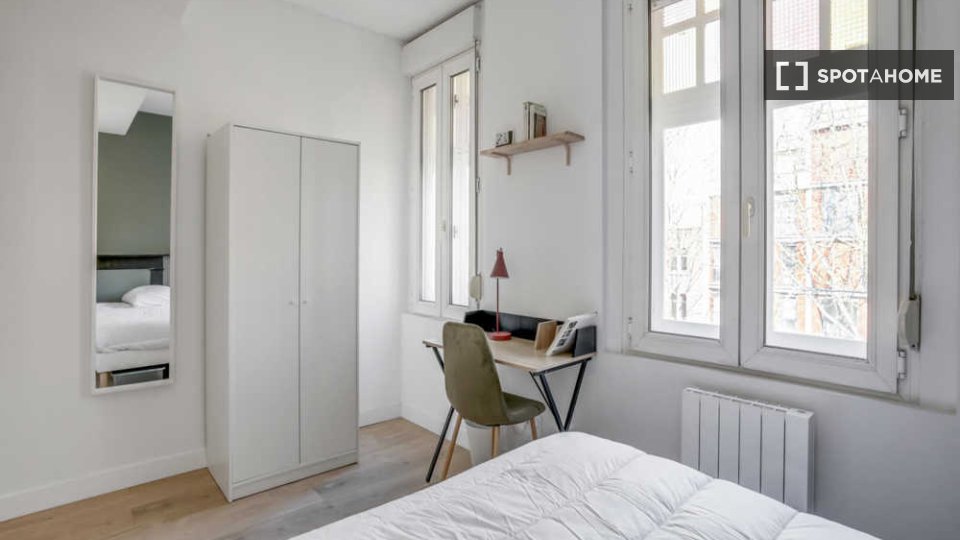 Double room Lille, 15 beds, 260m² — photo 11