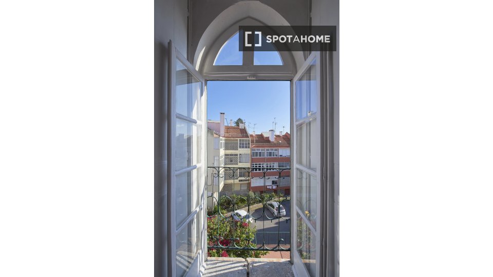 Double room Lisbon, 13 beds — photo 10