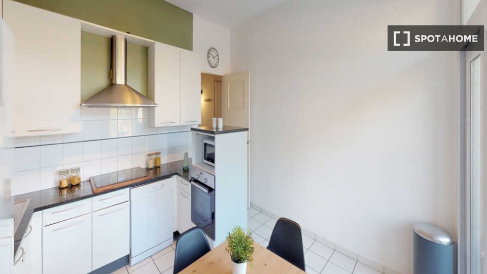 Double room Lille, 5 beds, 140m² — photo 5