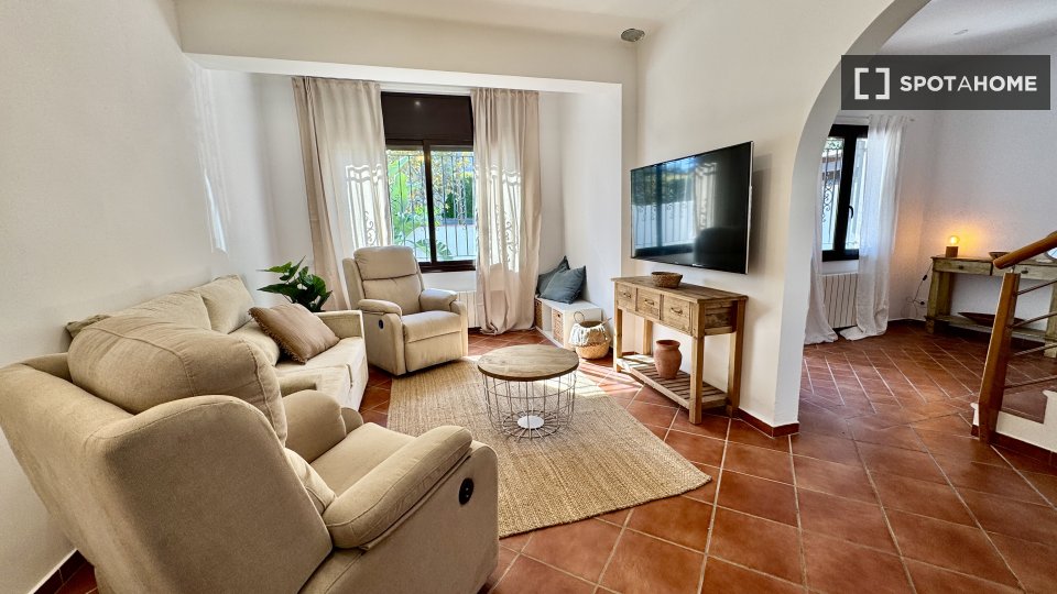 Apartment Barcelona, 5 beds, 200m² — photo 12