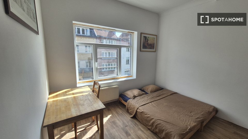 Double room Brussels, 6 beds — photo 23