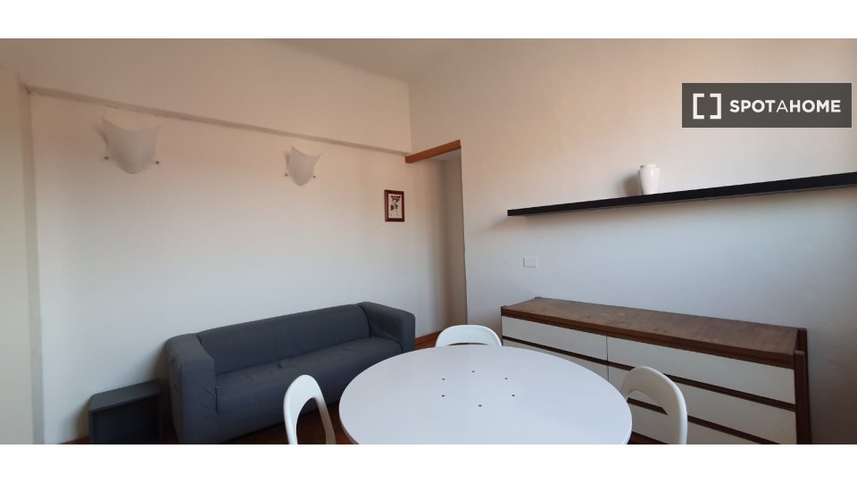 Apartment Milan, 1 bed, 40m² — photo 3