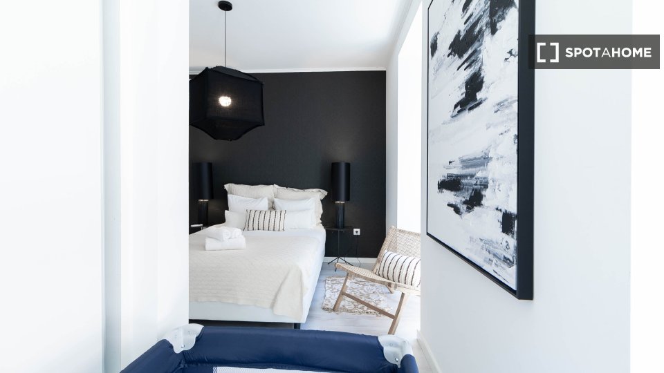Apartment Lisbon, 2 beds — photo 31