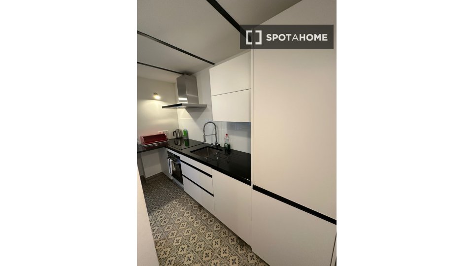 Double room Brussels, 7 beds — photo 17