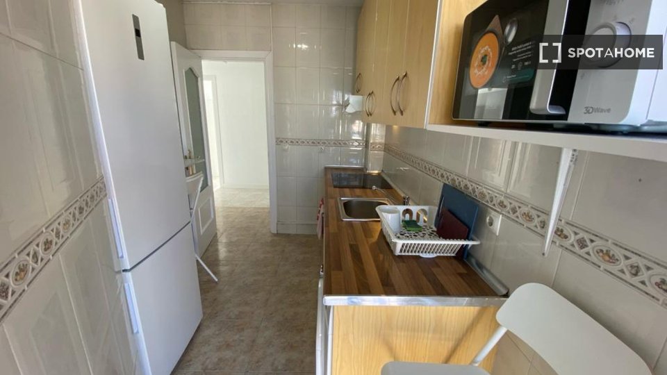 Double room Madrid, 4 beds — photo 3