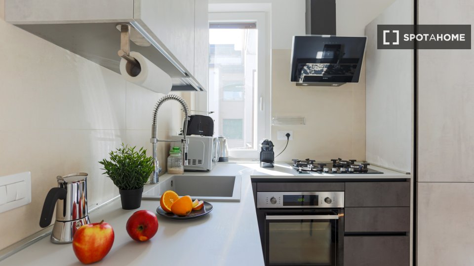 Apartment Milan, 2 beds, 80m² — photo 30