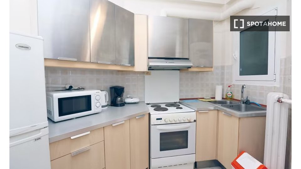 Double room Athens, 2 beds — photo 13