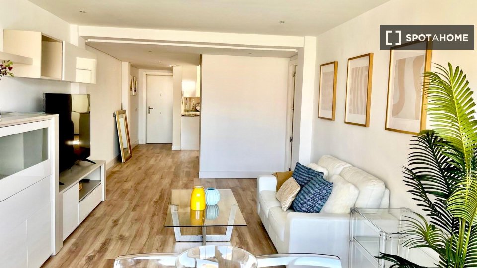 Apartment Madrid, 4 beds — photo 8