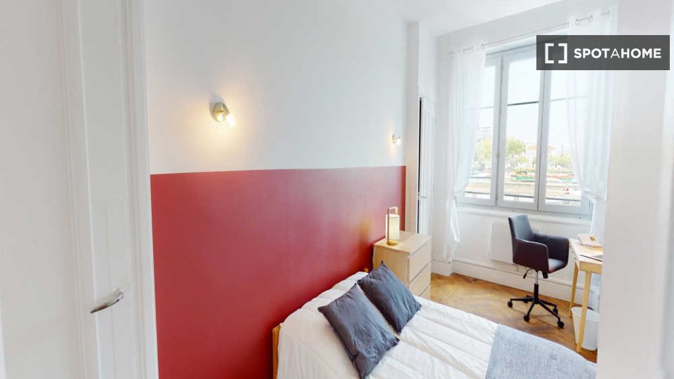 Double room Lyon, 4 beds, 130m² — photo 20