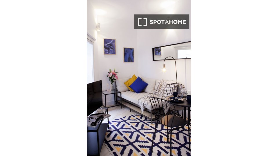 Double room Madrid, 3 beds — photo 6
