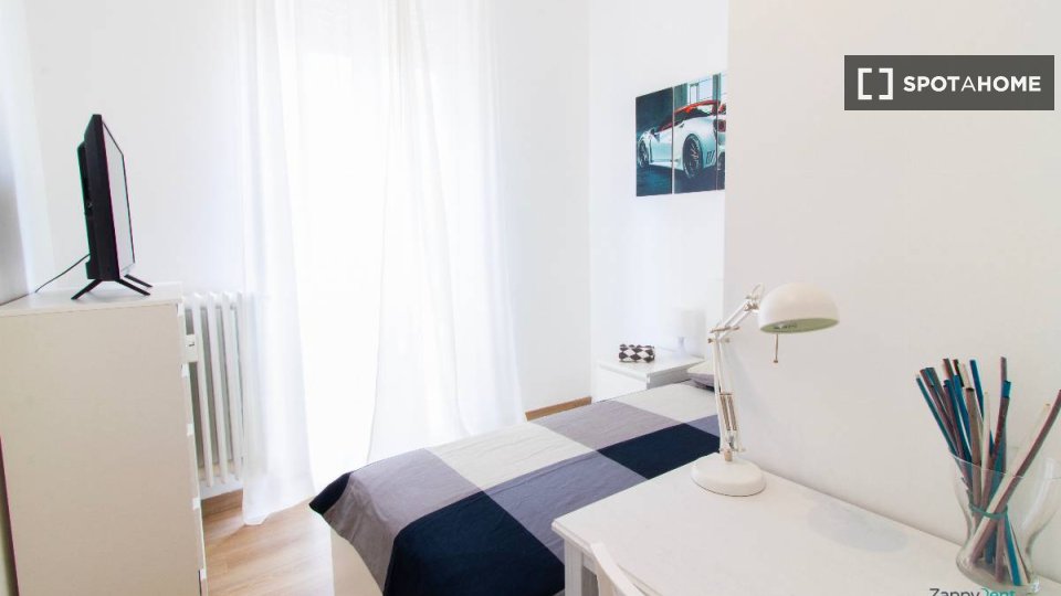 Double room Milan, 7 beds — photo 1
