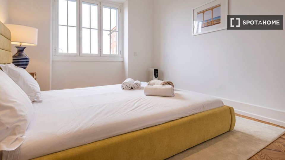 Apartment Lisbon, 4 beds — photo 18