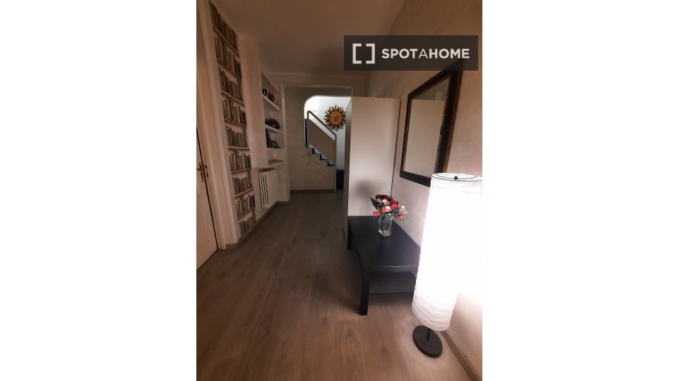 Double room Rome, 3 beds — photo 20