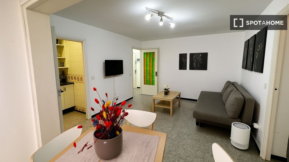 Apartment Barcelona, 2 beds, 38m² — photo 10