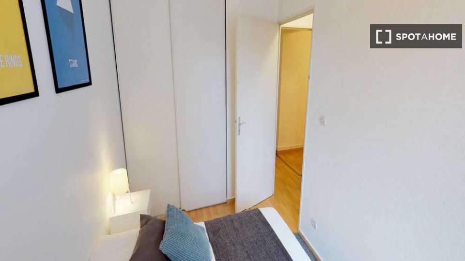 Double room Lille, 4 beds, 70m² — photo 16