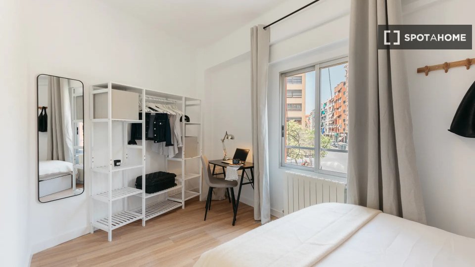 Double room Valencia, 4 beds — photo 11
