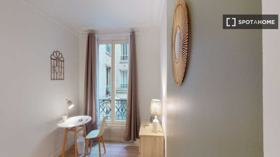 Double room Paris, 4 beds, 60m² — photo 7