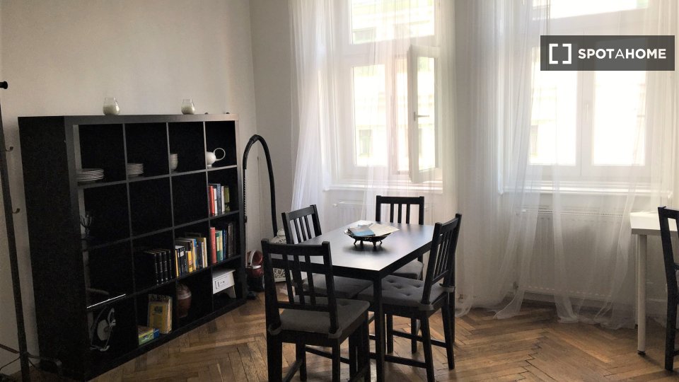 Apartment Vienna, 1 bed, 54m² — photo 1