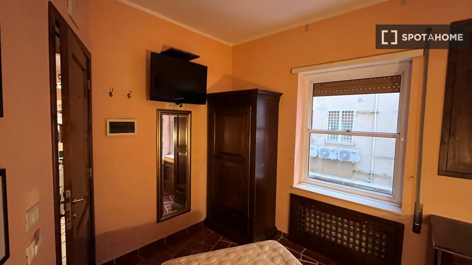 Double room Rome, 4 beds, 94m² — photo 22