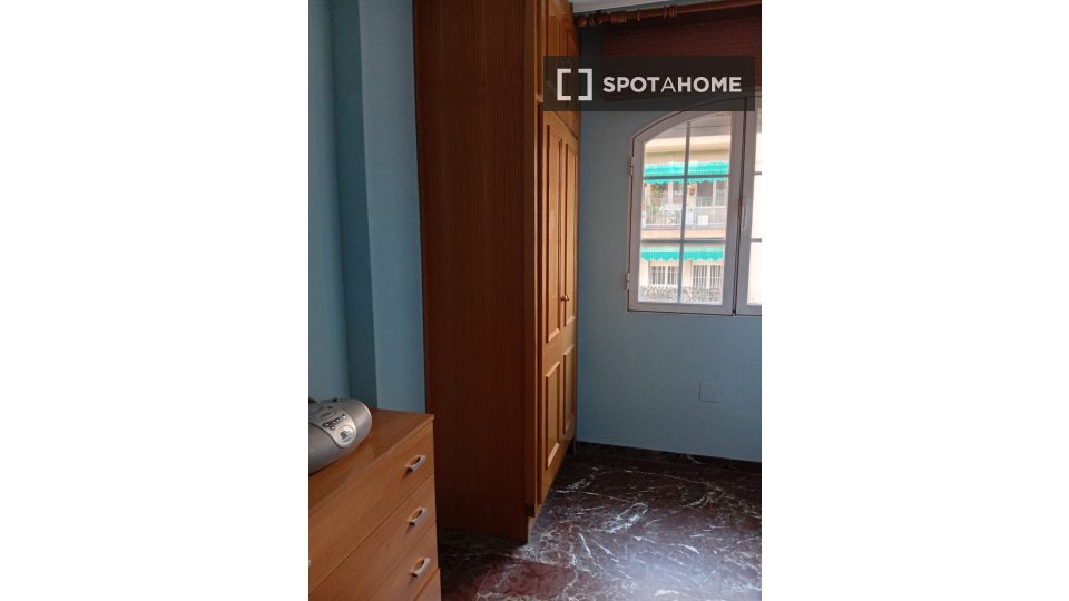 Double room Jaen, 2 beds, 89m² — photo 11