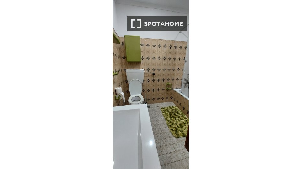 Double room Lisbon, 4 beds — photo 1