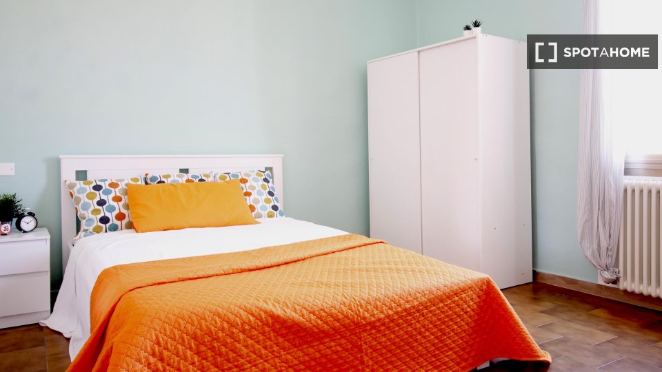 Double room Bologna, 4 beds — photo 18