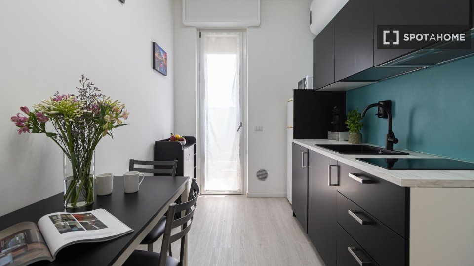 Apartment Milan, 1 bed, 42m² — photo 19