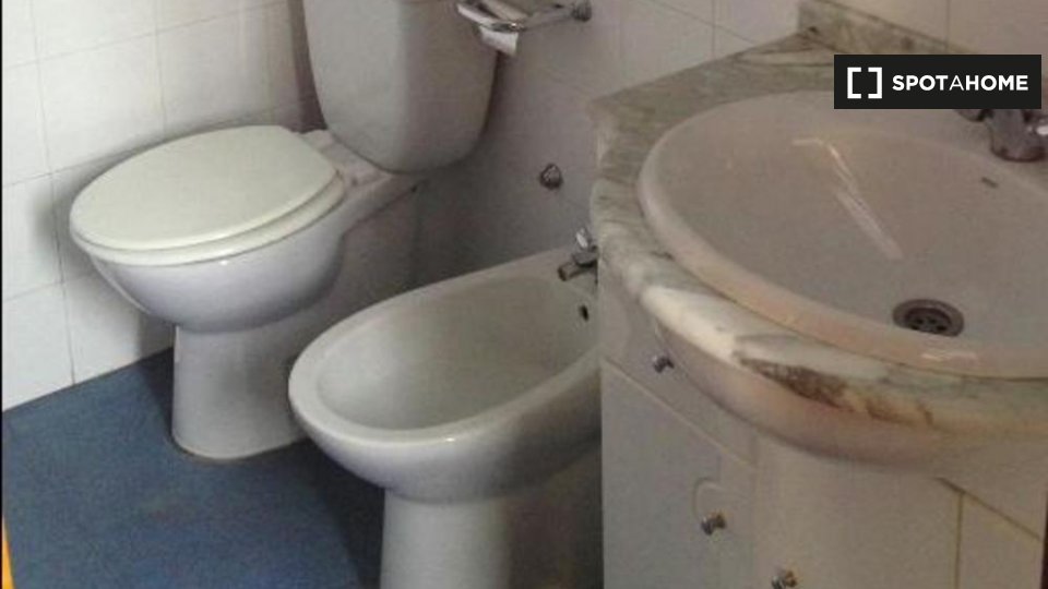 Double room Barcelona, 2 beds, 60m² — photo 6