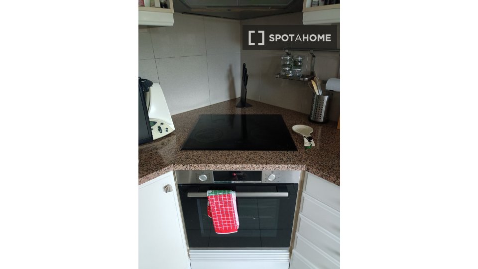 Double room Lisbon, 1 bed — photo 1