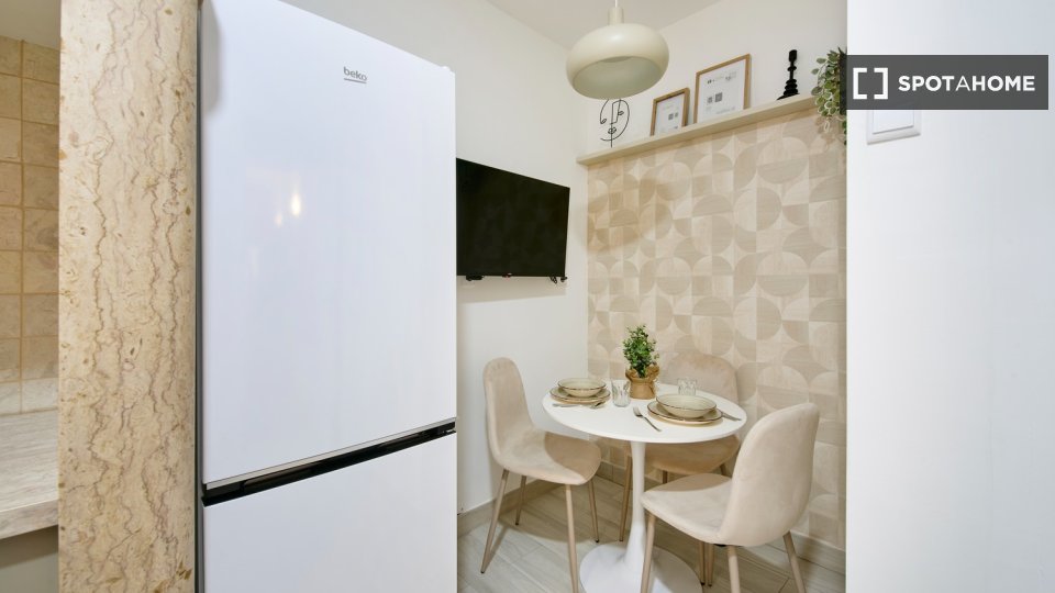 Double room Lisbon, 4 beds — photo 16